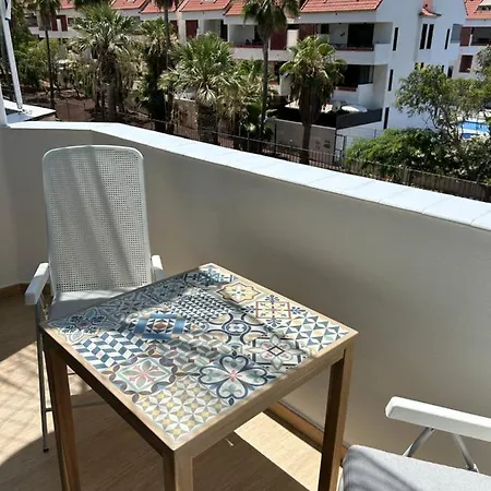 Apartamento Playa Honda 229 En Playa De Americas